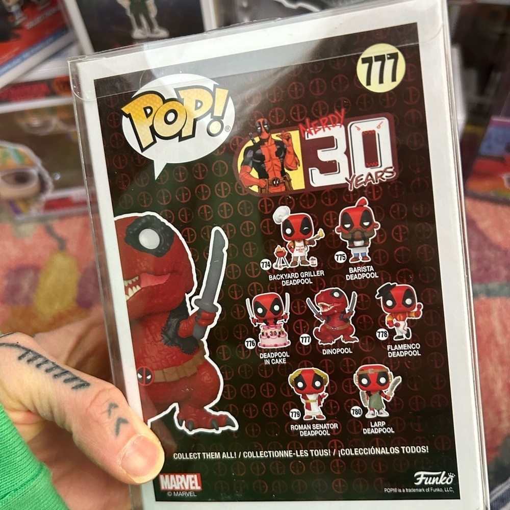 Funko Pop! Vinyl: Marvel - Dinopool #777 W/ Pop Protector - Picture 10 of 10